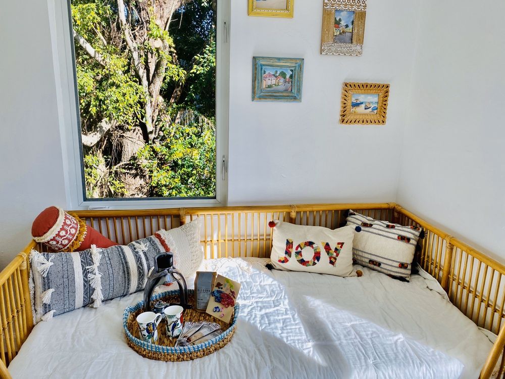 image of business DeCozzy