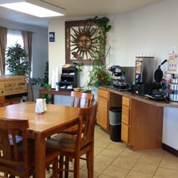 Haysville Express Inn 27 Photos Hotels 301 E 71st St S Photo Of Haysville Express Inn Ks United States Breakfast Area