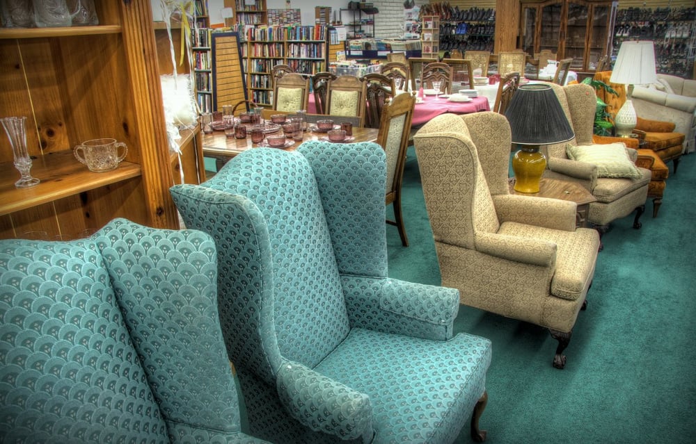 Hinds Hospice Thrift Store 11 Photos Thrift Stores 115 Shaw Ave