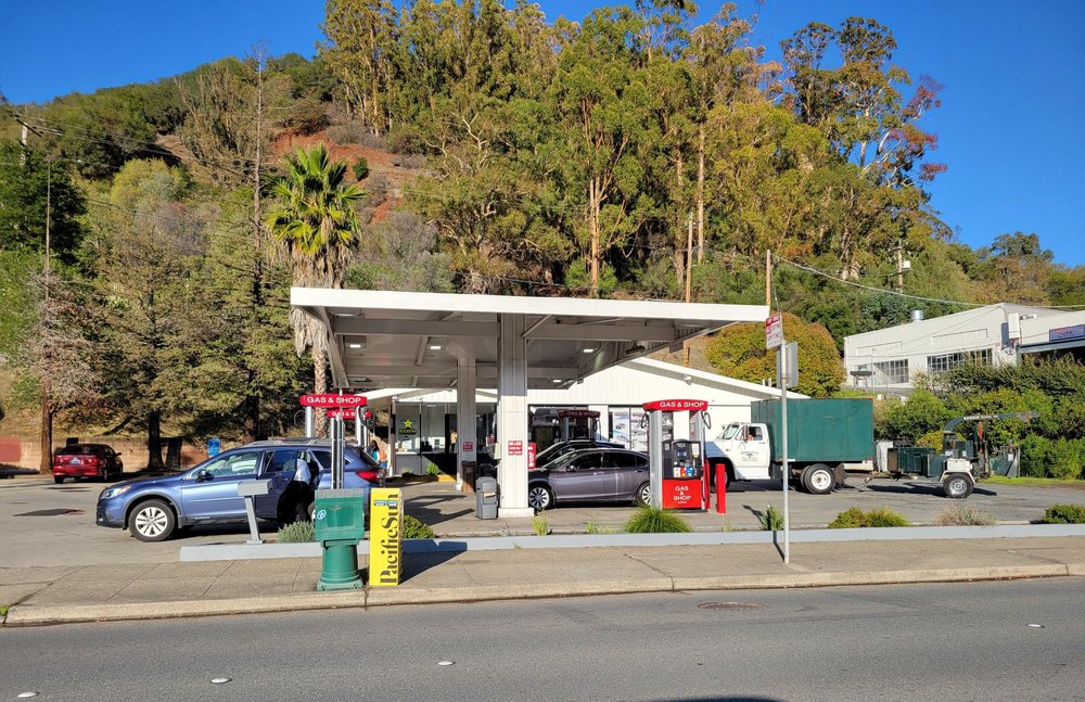 Gas & Shop