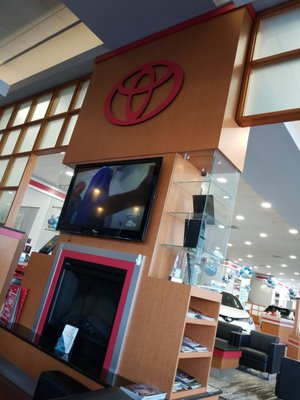 Jay Wolfe Toyota 9650 Nw Prairie View Rd Kansas City Mo Auto Photos 10