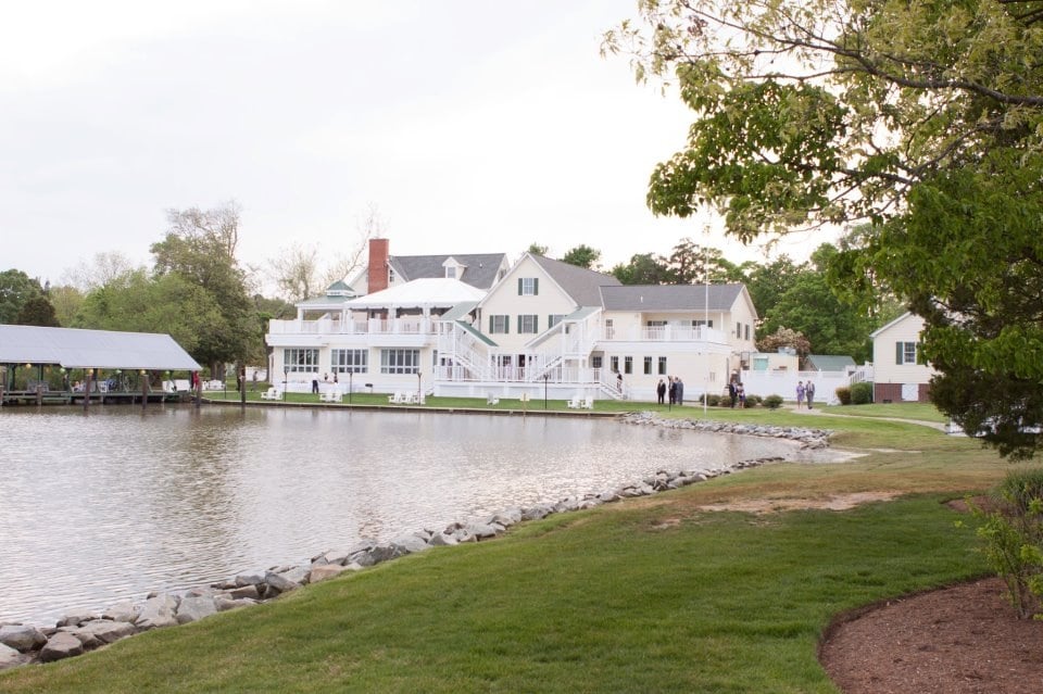 The Oaks Waterfront Inn & Events 25 Photos Hotels 25876 Royal Oak