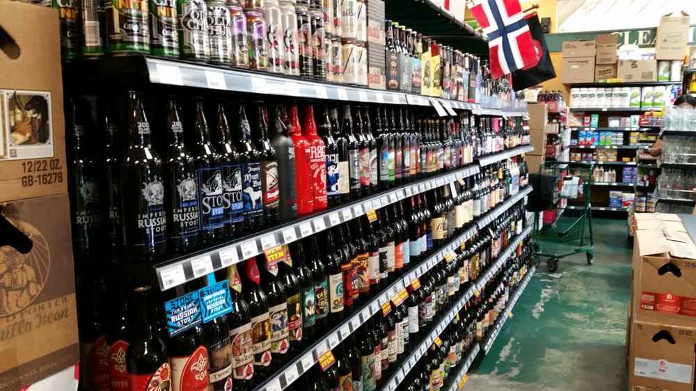 Marina Market 25 Photos & 22 Reviews Grocery 18882 Front St