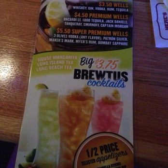 How much mall Santas earn may surprise you Applebee's Neighborhood Grill + Bar welcomes you to join us for some Eatin' Good in the Neighborhood. We are your go-to restaurant for burgers, chicken, steaks, and our infamous
