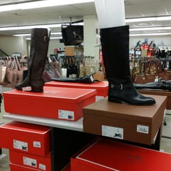 MJM Designs, LE MARS. Our attention to service and quality has made us an industry leader. At MJM Designs the customer always comes first, and we constantly strive to exceed your expectations!