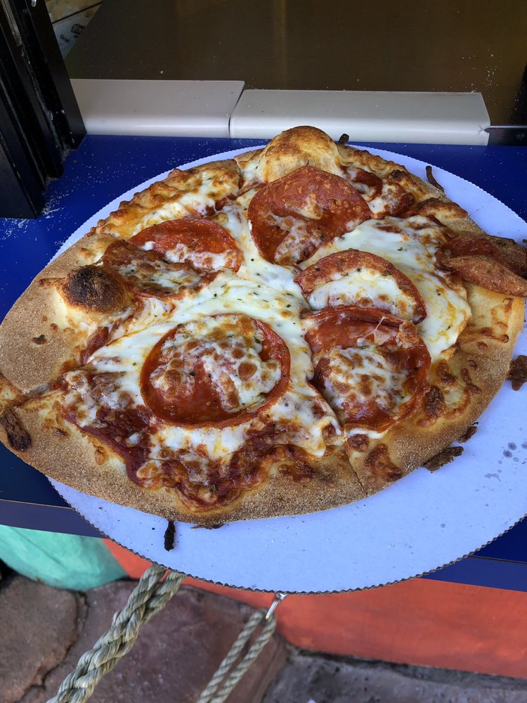 Barking Deer Pizza and Beer