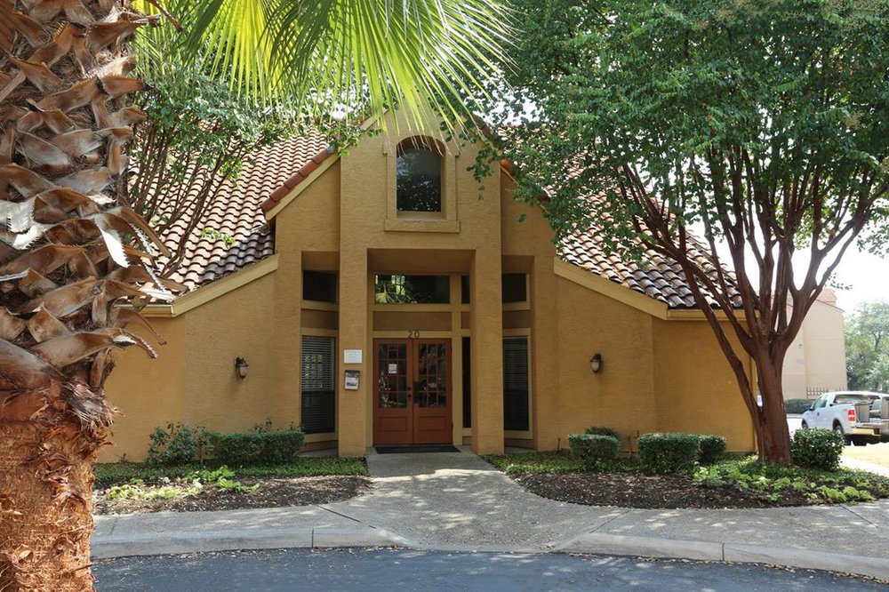 Villas of Henderson Pass Apartments 16465 Henderson Pass, San