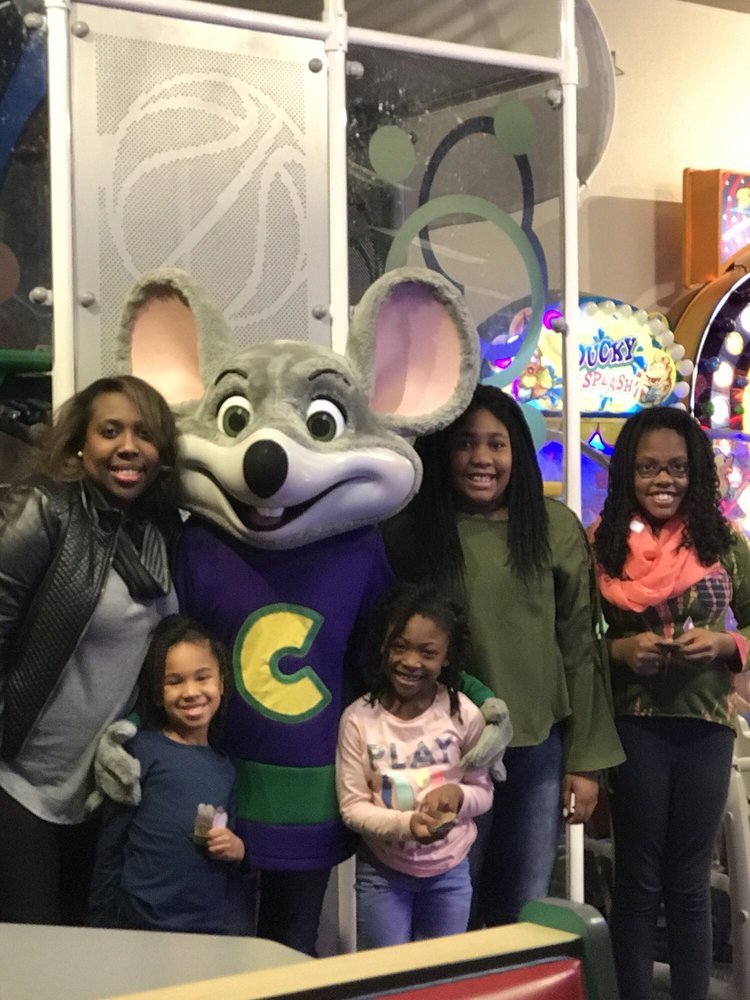 Chuck E. Cheese