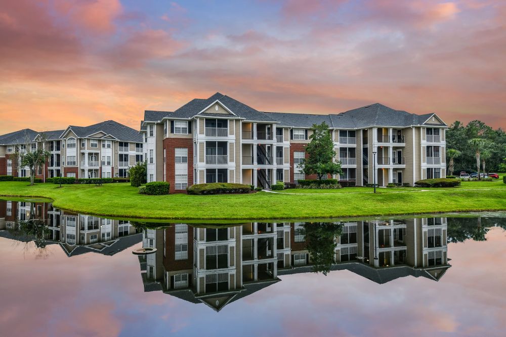 54 Magnolia Apartments