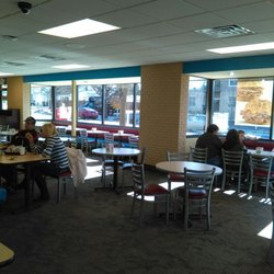 Arby S Restaurants Fast Food 654 Snelling Ave Highland South Photo Of Arby S Restaurants South Saint Paul Mn United States Dining Room