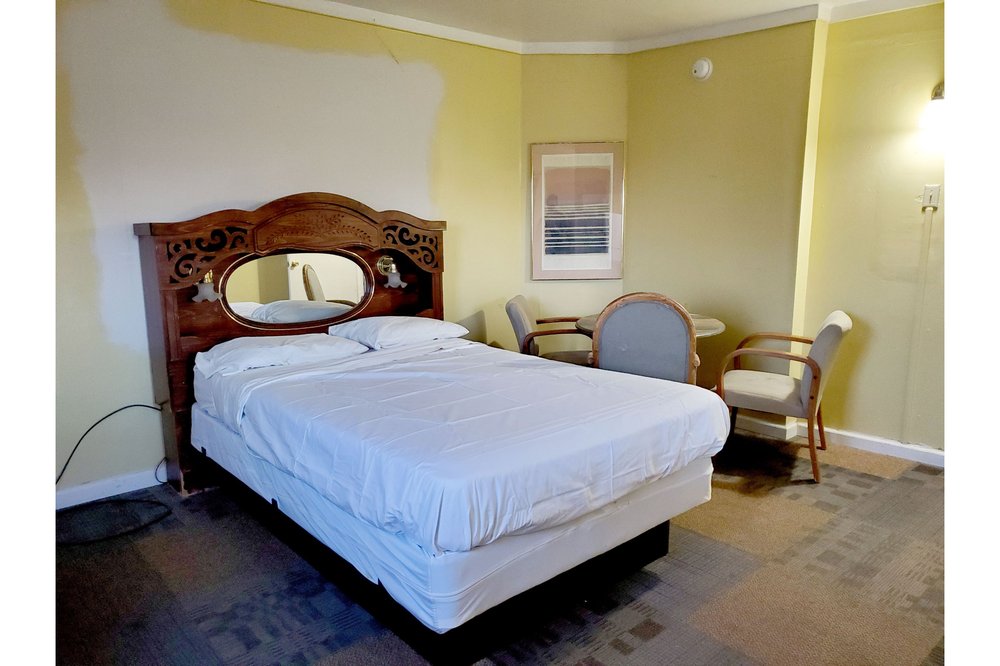 OYO Hotel Alpine TX near University