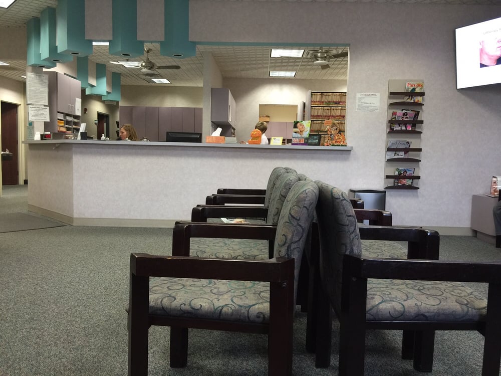 Glazer Dermatology 26 Reviews Dermatologists 600 W Lake Cook Rd