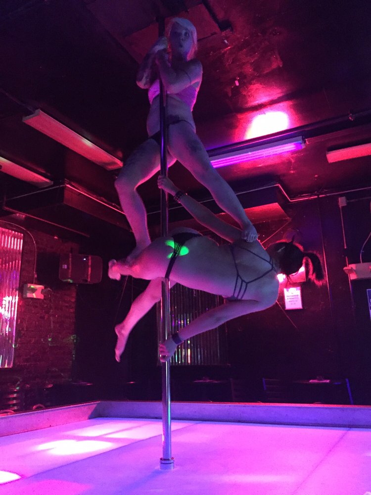 Club Rouge Club Rouge