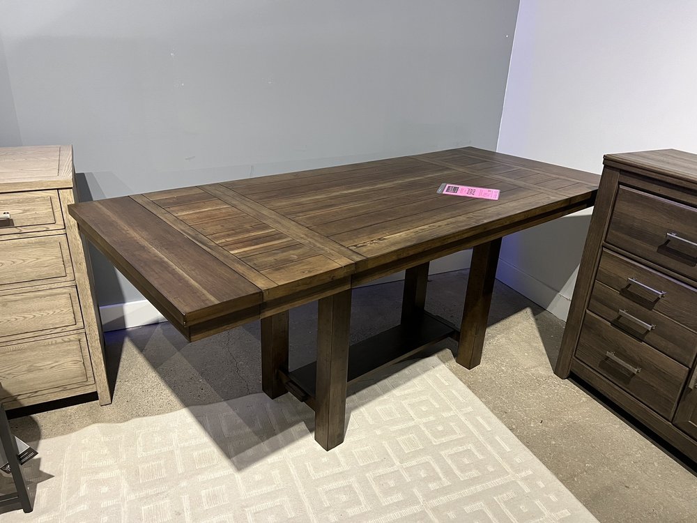 Lake Effect Furniture and Mattress