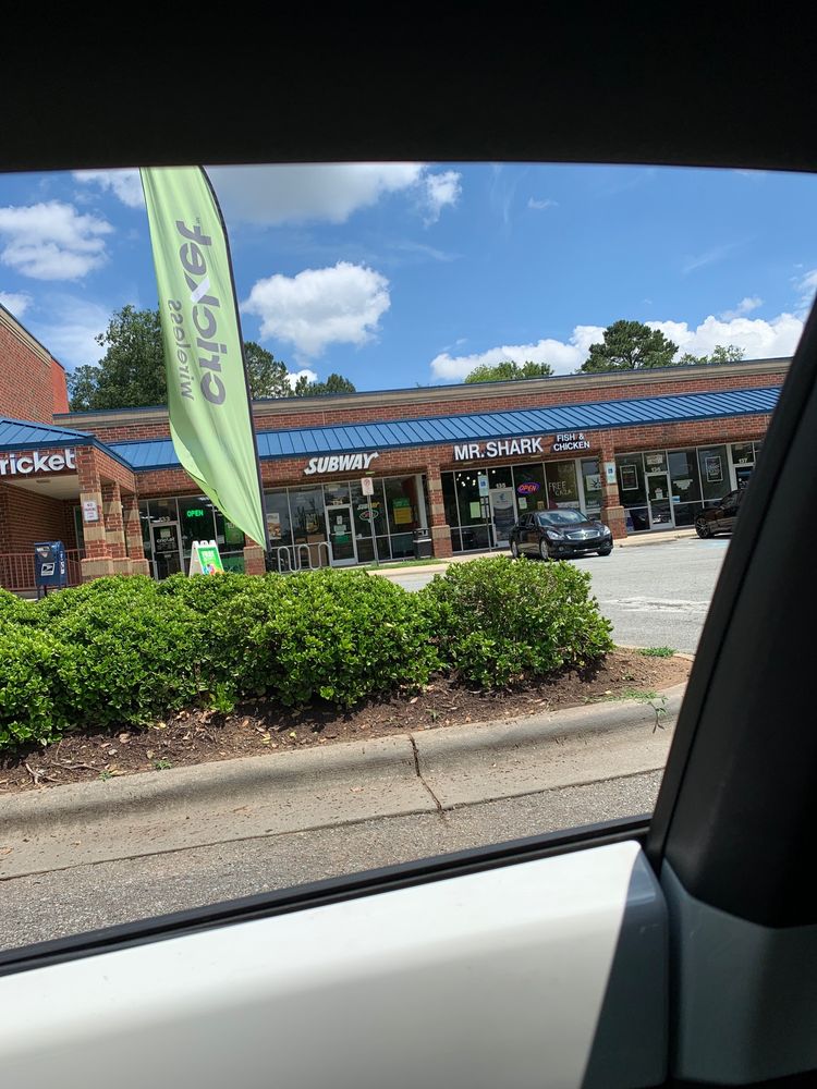Mr. Shark Chicago Style Fish & Chicken