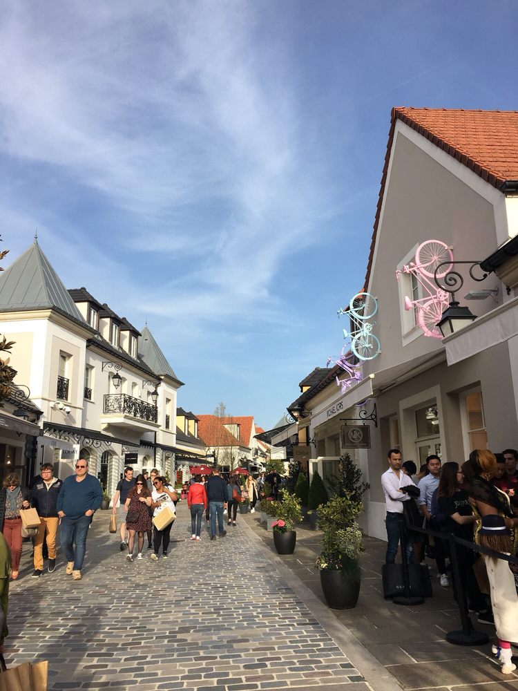 Photosamp; 54 3 Centre Vallée Avis Commercial Village La 71 zpqMSUVG