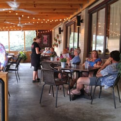 Vinnie S Neighborhood Italian 167 Photos 340 Reviews Photo Of Vinnie S Neighborhood Italian Asheville Nc United States Nice Outdoor Seating