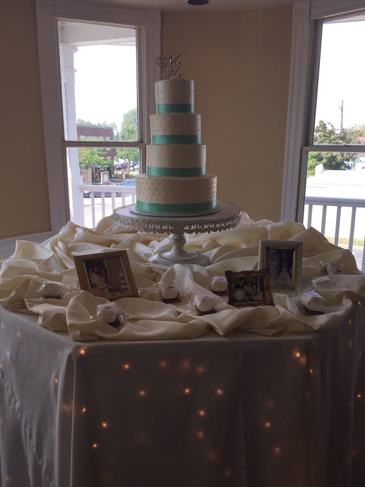 Set up of wedding cake table. July 2015 wedding - Yelp Set up of wedding cake table. July 2015 wedding - Yelp