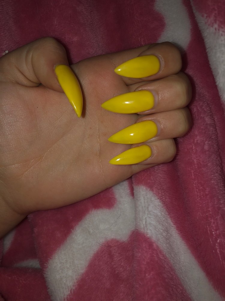 Lucy Nails