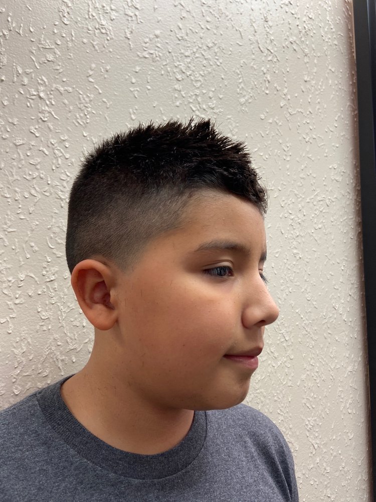 Divine Salon & Barber 