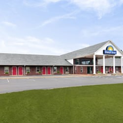 Days Inn By Wyndham Savannah Hotels 1695 Pickwick Rd Photo Of Days Inn By Wyndham Savannah Tn United States