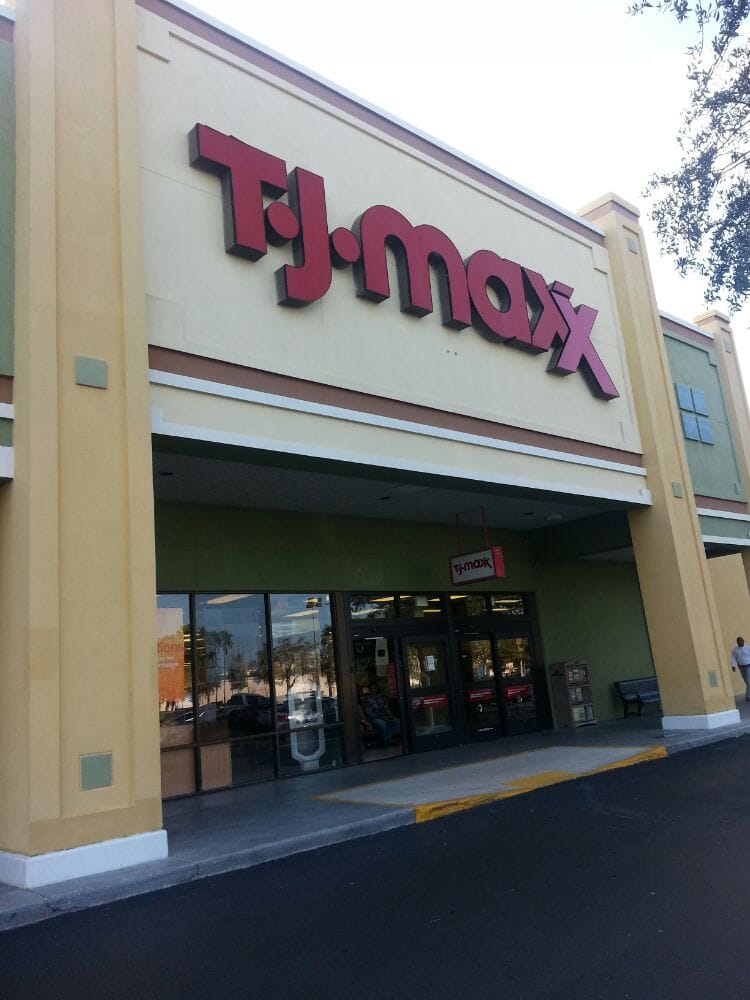 One direction store in orlando One Direction's third UK single from Made in the A.M. Check out the single. 23rd Sep Moment. Buy Made In The A.M. Subscribe. Newsletter. Get the 1D Newsletter! Sign up for the 1D newsletter to get the latest news first! Subscribe now. Made In The A.M. Gallery. Drag Me Down. 4. View images.