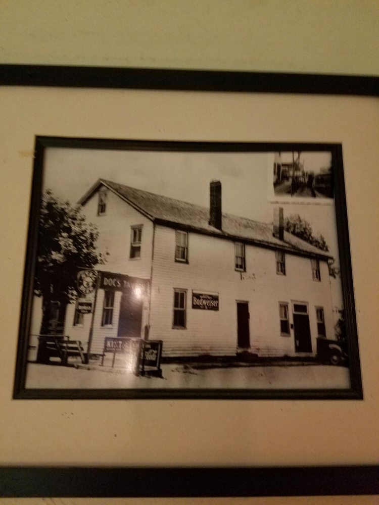 Fourth Street Bar & Grill