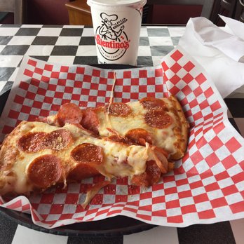 Valentino S Pizza Pasta 10 Photos 29 Reviews 130 Photo Of Valentino S Pizza Pasta Rochester Mn United States One
