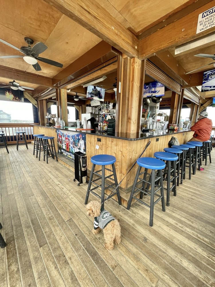 Driftwood Tiki Bar, Sea Bright Roadtrippers