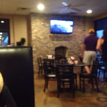 Dempsey S 30 Photos 41 Reviews American Traditional 17535 Photo Of Dempsey S Prairieville La United States Tv And Fireplace
