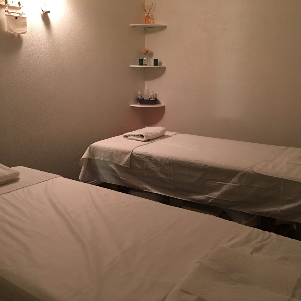 Moonlight Massage Skin Care 2942 E Anaheim St, Long Beach, CA