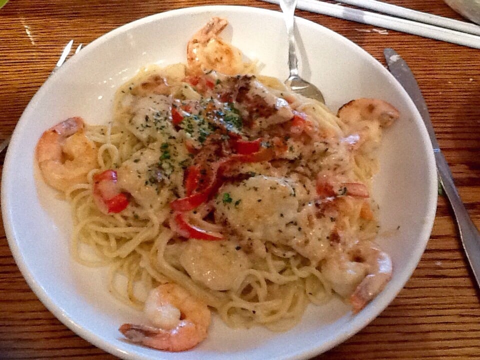 Shrimp And En Carbonara Very Rich Delicious Yelp Photo Of Olive Garden Italian Restaurant Layton Ut United States Shrimp And