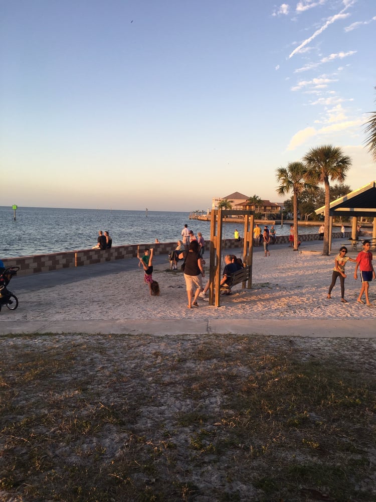 Hudson Beach Park 30 Photos & 21 Reviews Parks 6325 Clark St