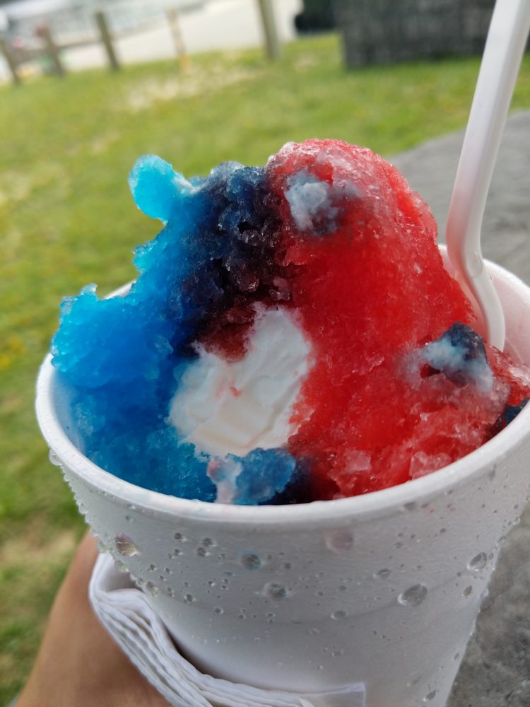 Big T's At Hope Mills Lake