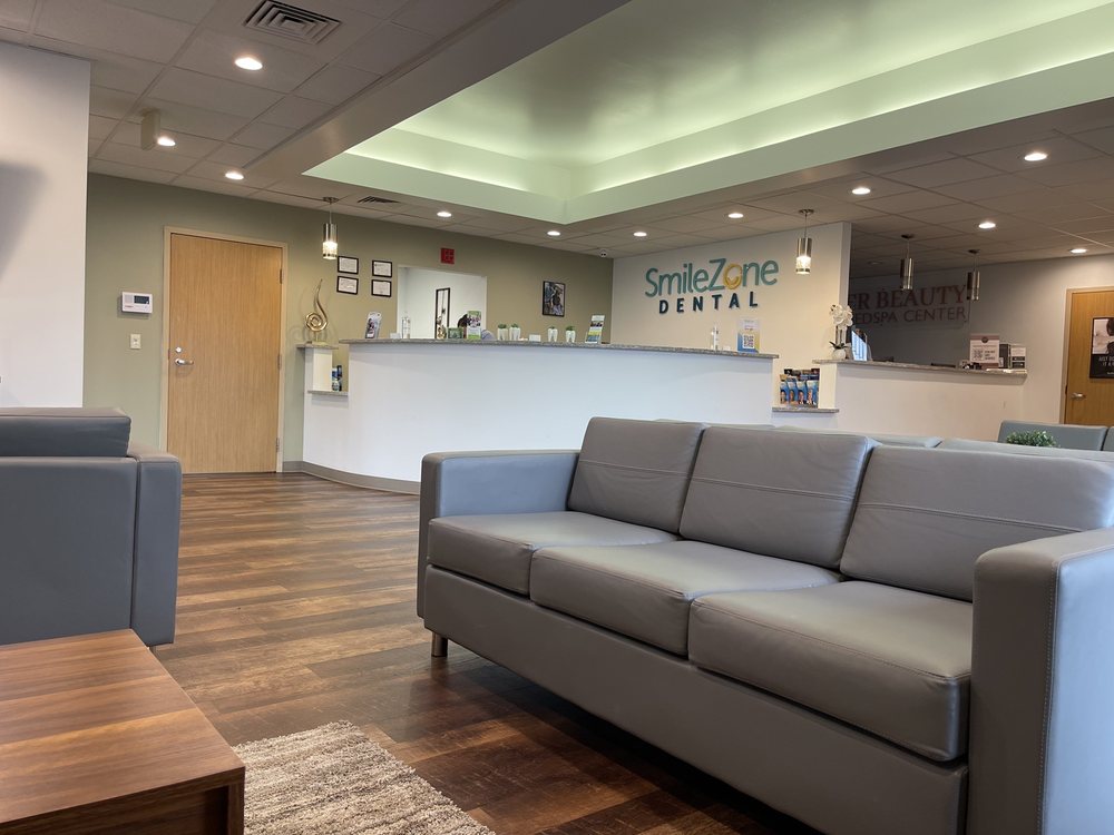 image of business Smile Zone Dental