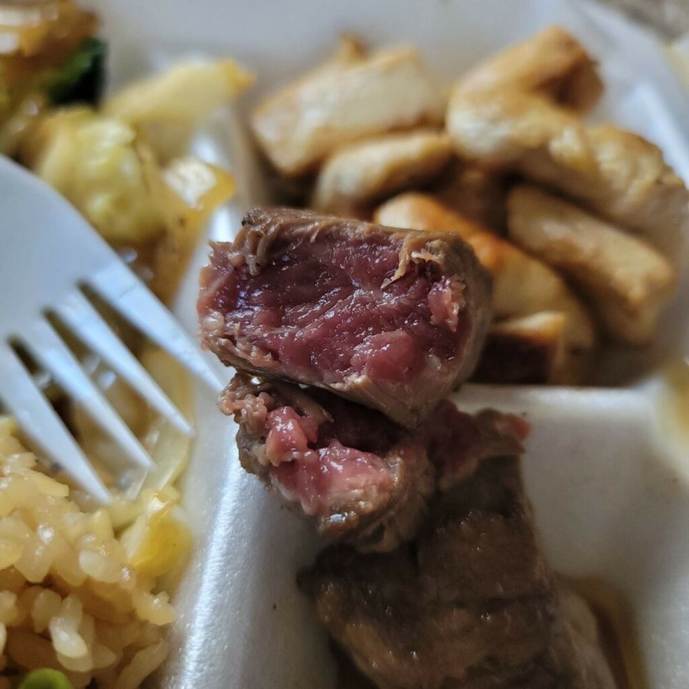 Sakura Sushi & Grill