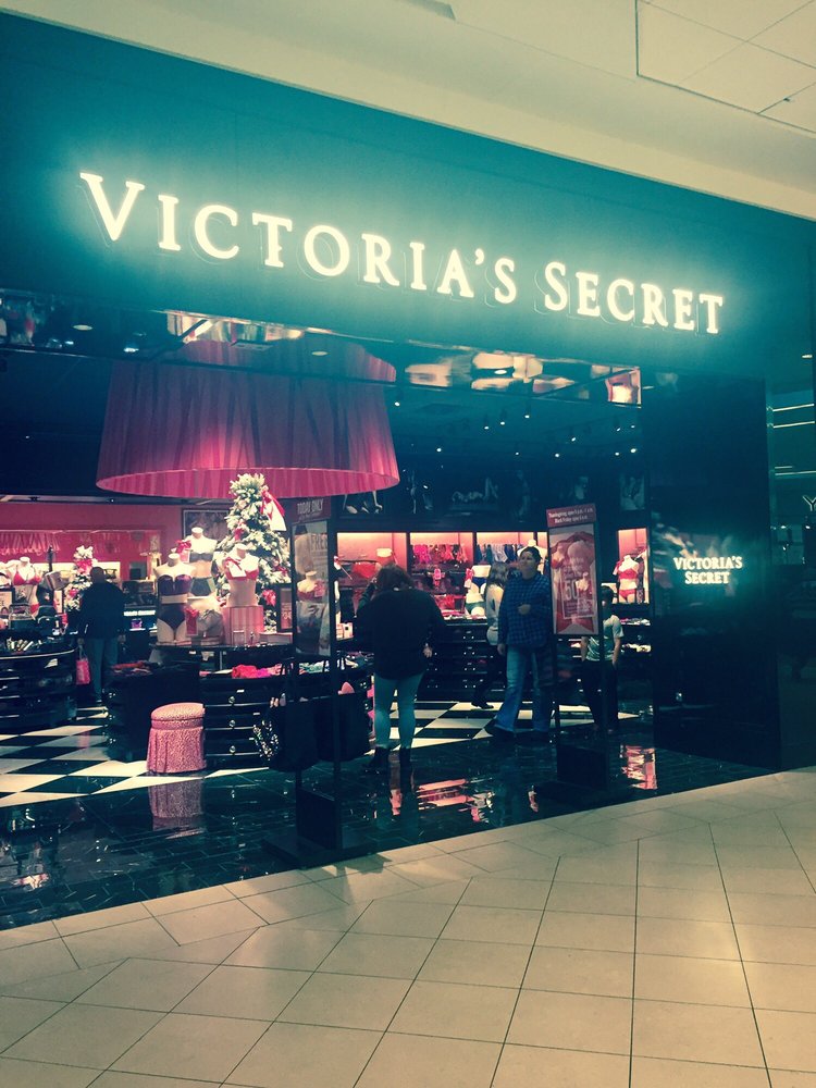 The Pink Store Victoria’s Secret Women's Clothing 2825 S