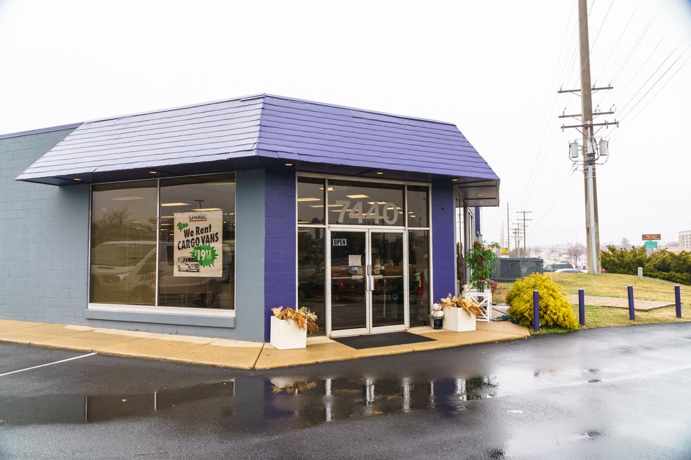 Classic Interior Consignments - 36 Photos - Furniture Stores - 7440