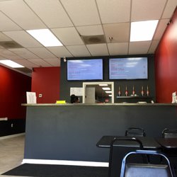 Zestyz 47 Photos Soul Food 5685 Suitland Rd Md Photo Of Zestyz Suitland Md United States Ious Interior With 5 Tables