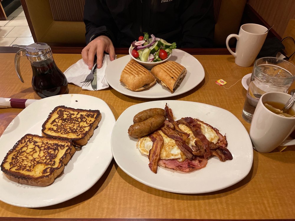 Thornwood Coach Diner