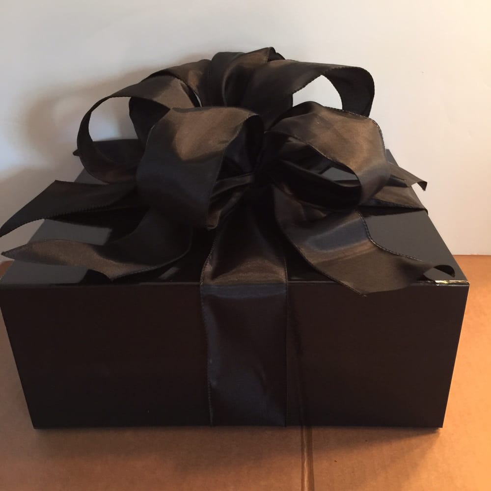 The Gift Basket 15 Photos Gift Shops 12400 Ventura Blvd, Studio