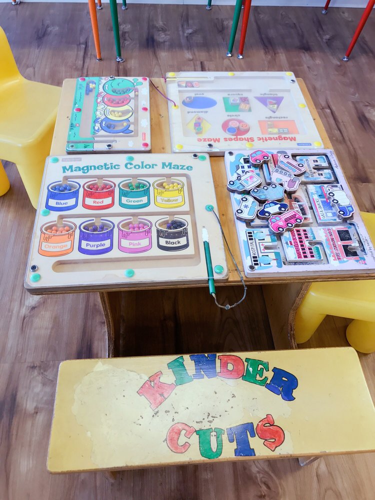 October 2017 Fun Play Area In Front Waiting Room Of Salon Yelp
