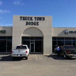 Truck Town Chrysler Dodge Jeep Ram 19 Photos Car Dealers 1611 Photo Of Truck Town Chrysler Dodge Jeep Ram Lamesa Tx United States
