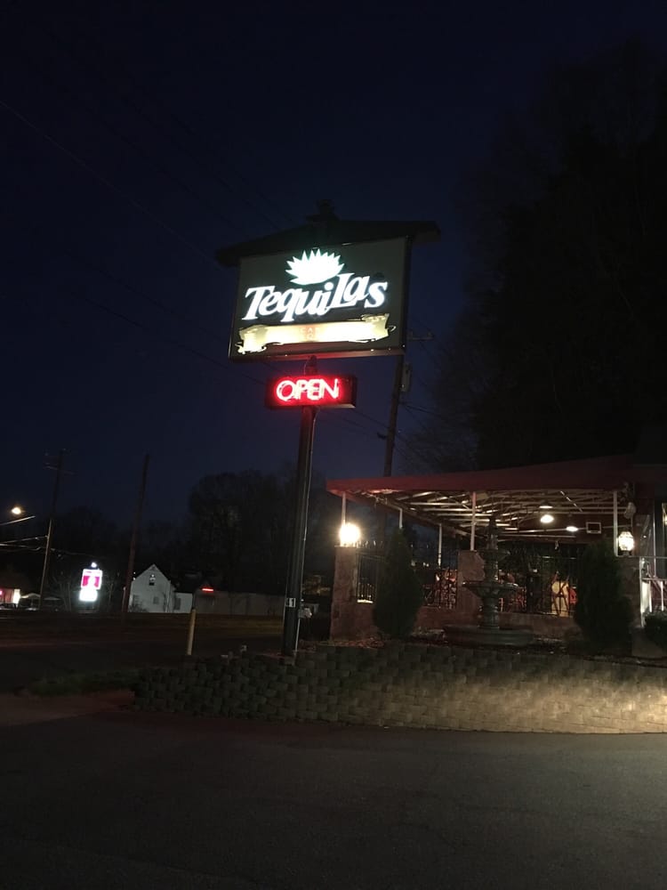 Tequilas Mexican Grill and Taqueria 30 Reviews Mexican 241 S