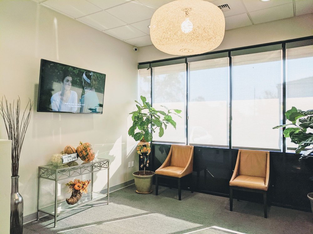 image of business Le Dental Care