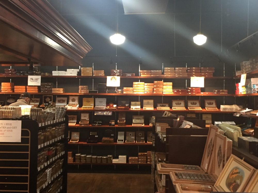 JR Cigar Outlet - Burlington