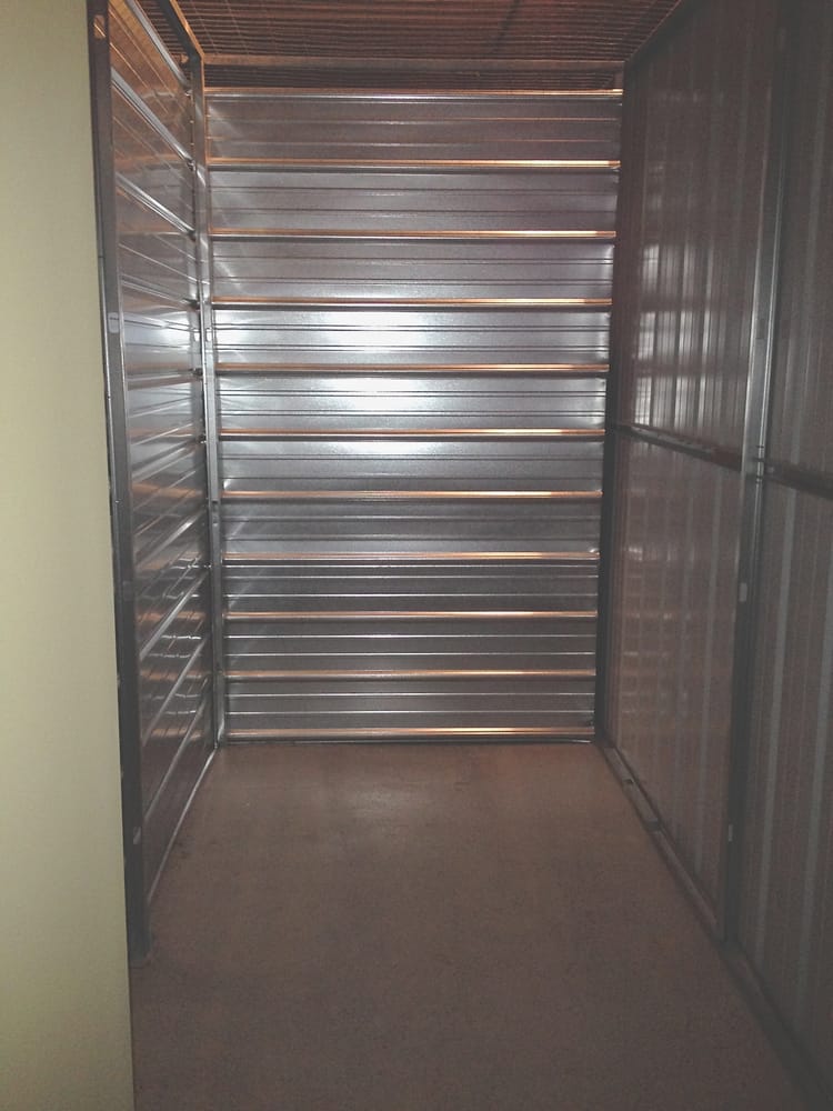 Contempo Self Storage Request A E 2605 Pamela Photo Of Contempo Self Storage Rockford Il United States Climate Control Unit