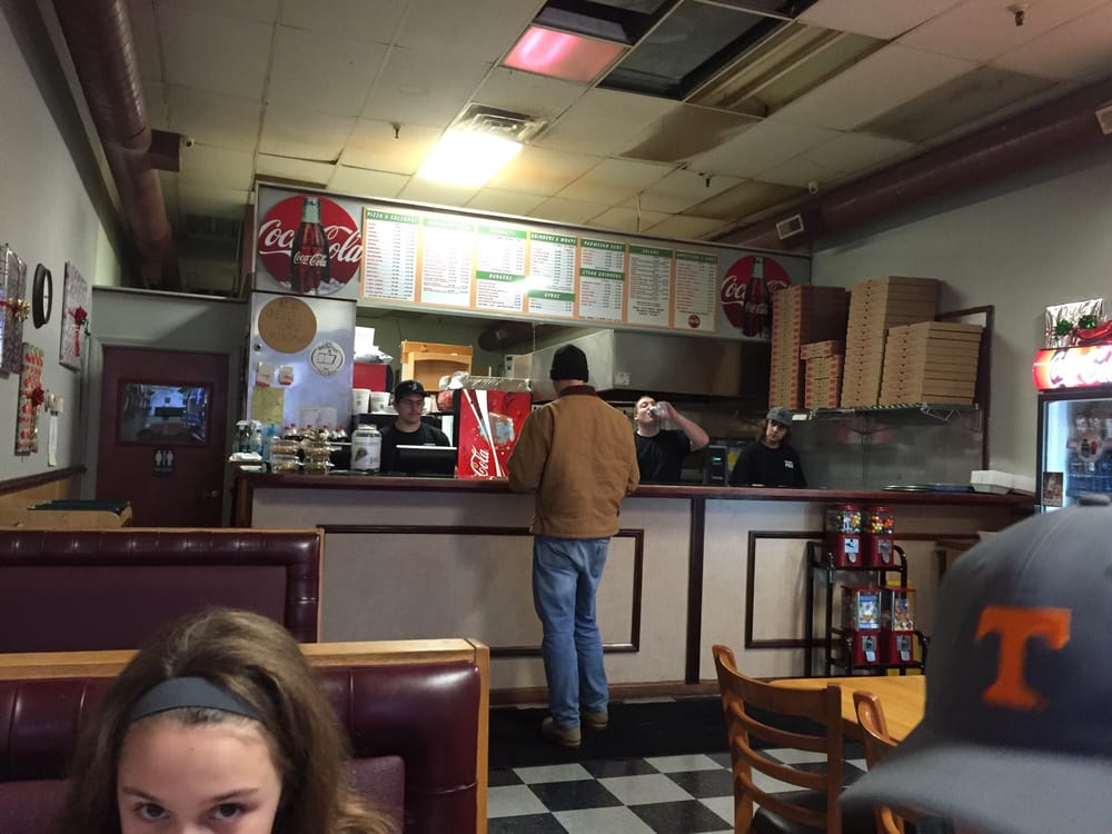 Manny’s Downtown Pizza 10 Photos & 19 Reviews Pizza 89 Main St