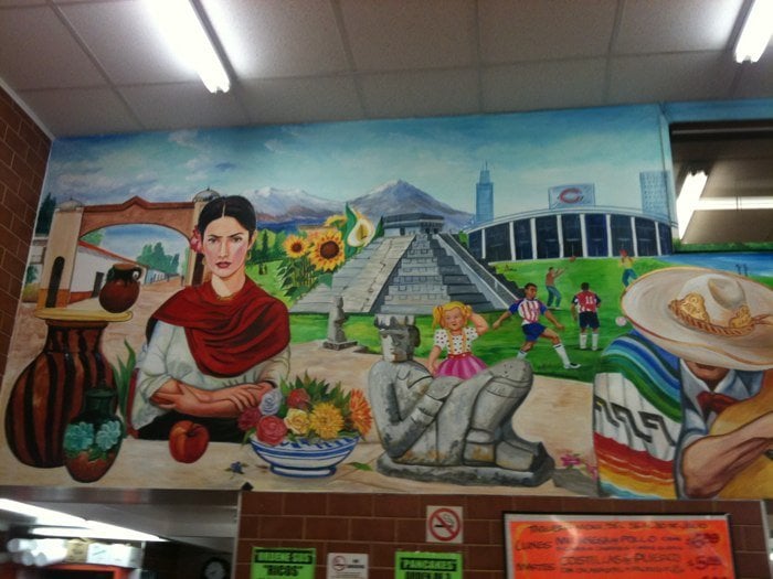 La Chiquita Supermarket Grocery 3555 W 26th St, Little Village