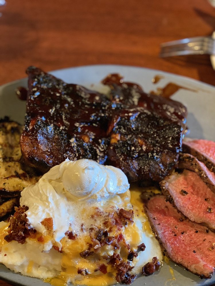 Claim Jumper Steakhouse & Bar Claim Jumper Steakhouse & Bar
